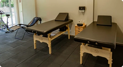 Foto da sala de Fisioterapia da Athlon Clínica
