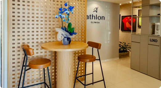 Foto da recepção da Athlon Clínica